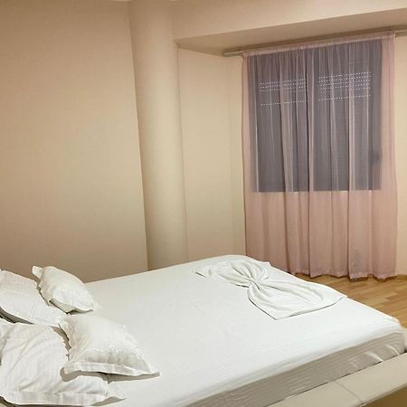 Xhemi'S Apartment Saranda Zewnętrze zdjęcie