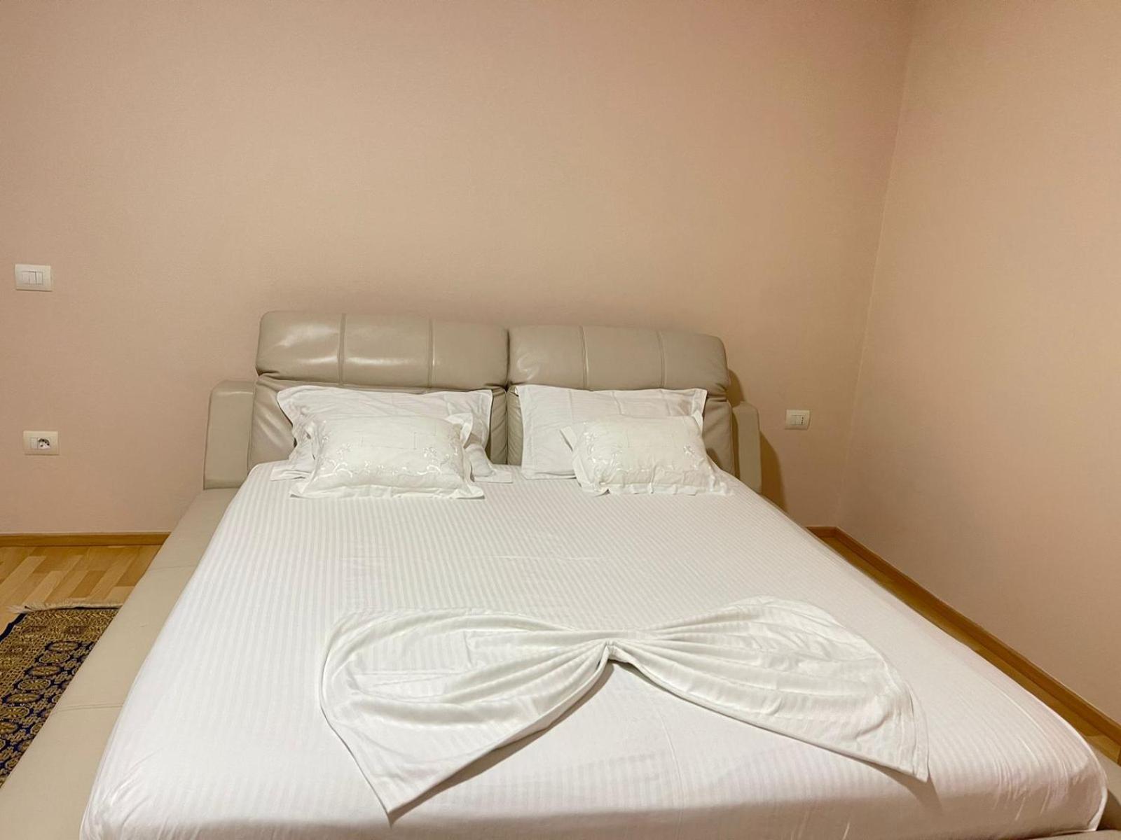 Xhemi'S Apartment Saranda Zewnętrze zdjęcie