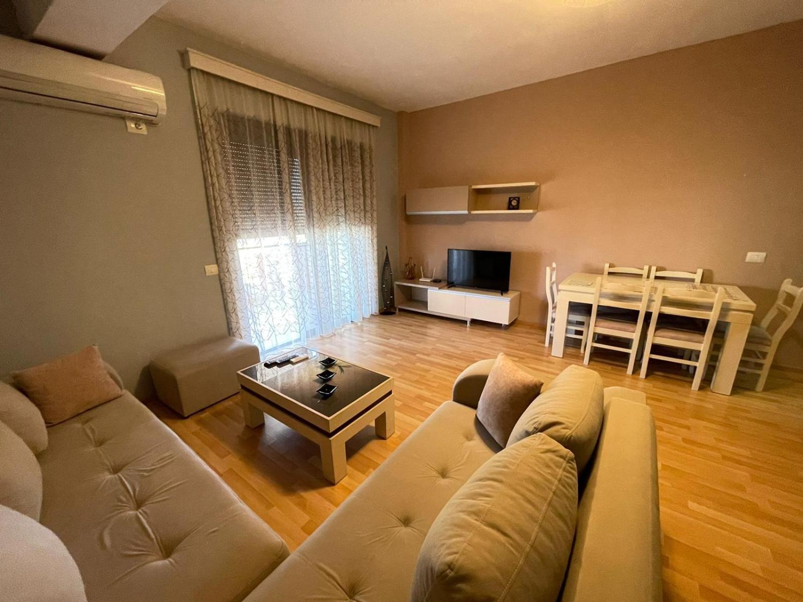 Xhemi'S Apartment Saranda Zewnętrze zdjęcie